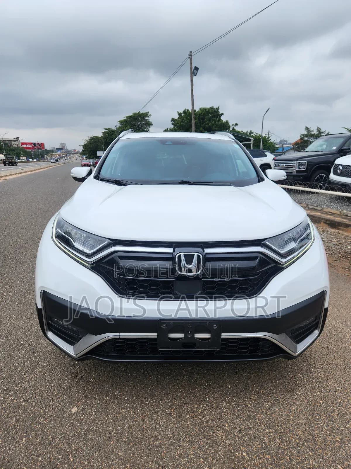 Honda CR-V Touring White-first-image