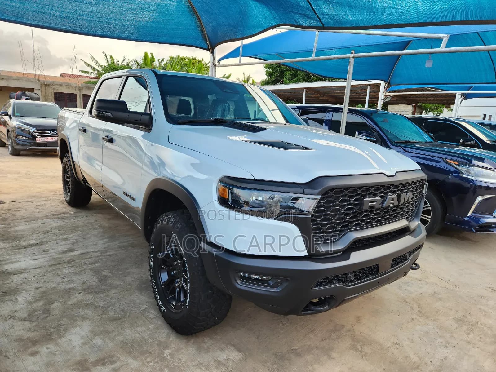 Dodge RAM White-first-image