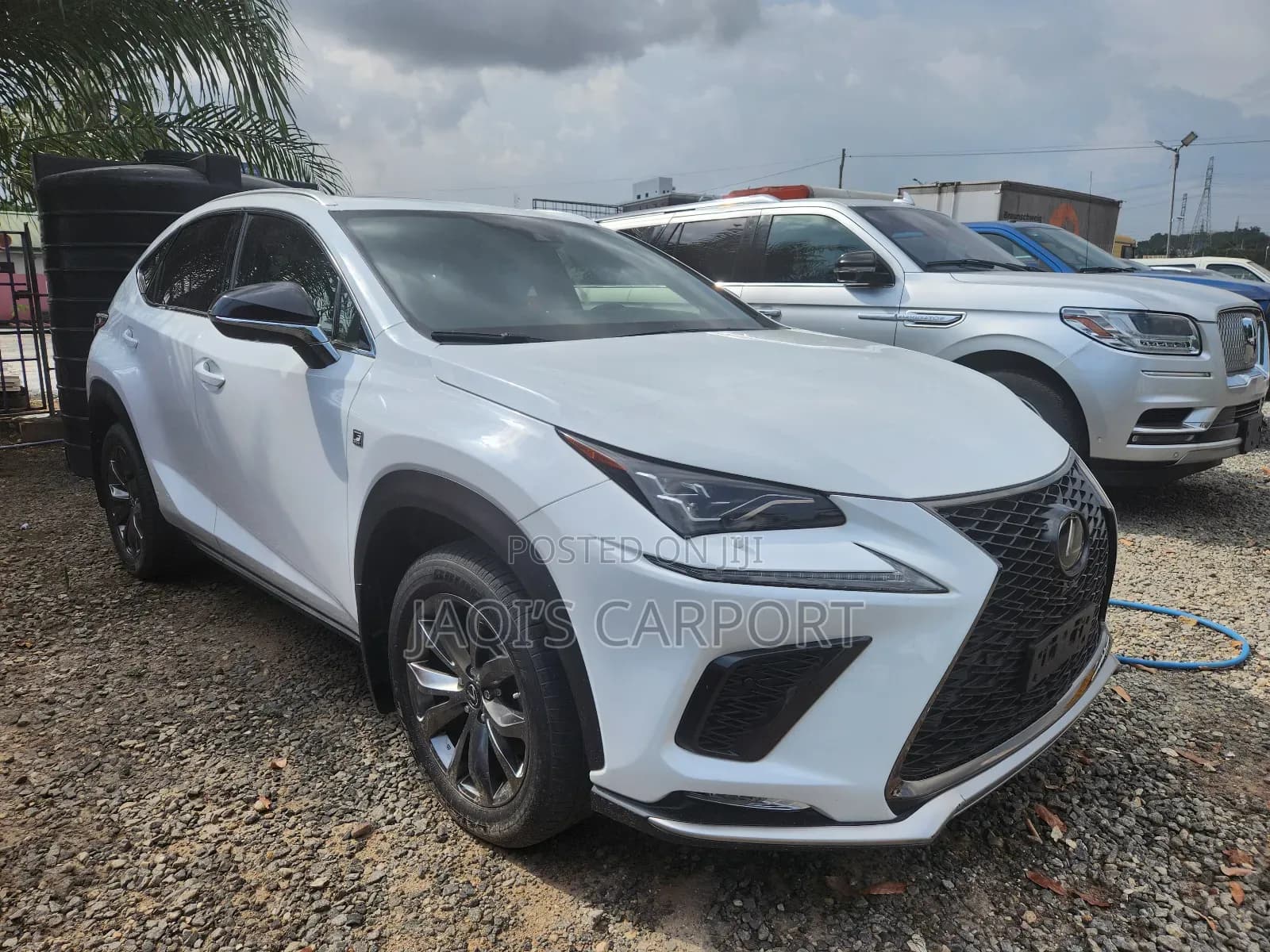 Lexus NX 300h White-first-image