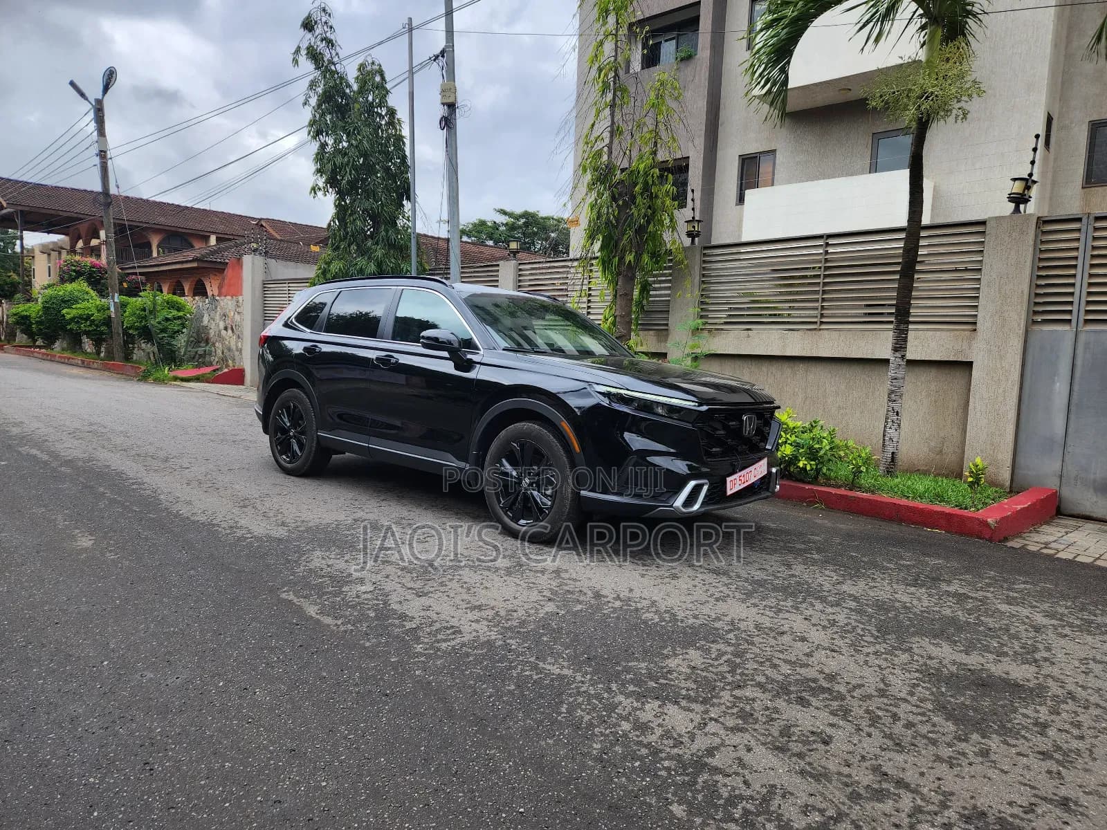 Honda CR-V Black-first-image