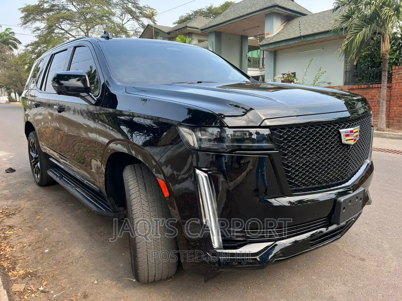 Cadillac Escalade Black-first-image
